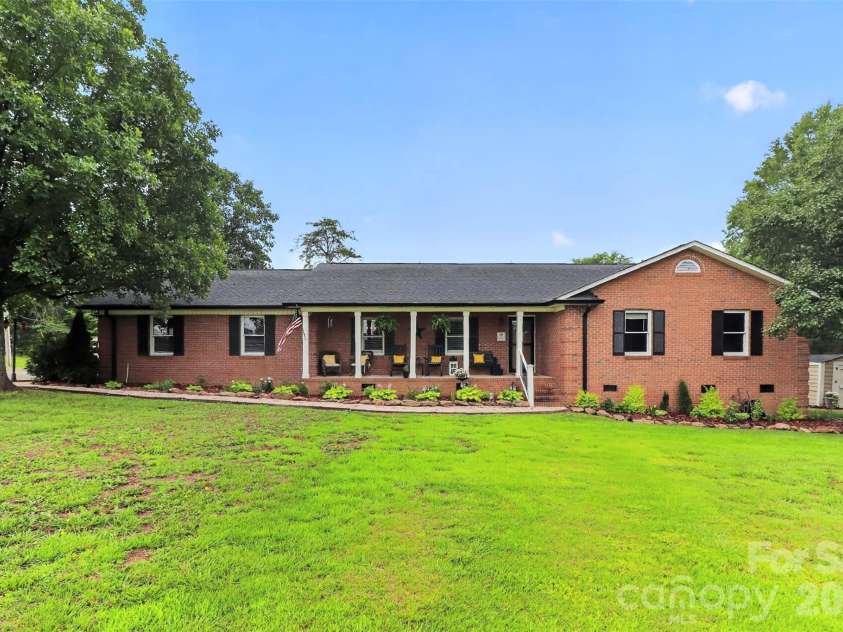 6720 County Line Road, Mount Pleasant, NC 28124.  MLS# CAR4389024, YatesRealty ID 27848. 