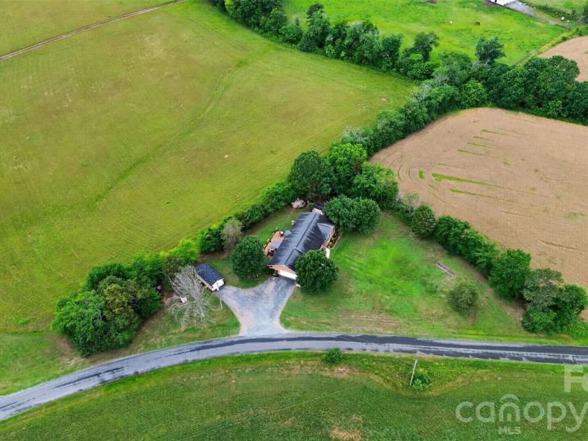 6720 County Line Road, Mount Pleasant, NC 28124.  MLS# CAR4389024, YatesRealty ID 27848. 