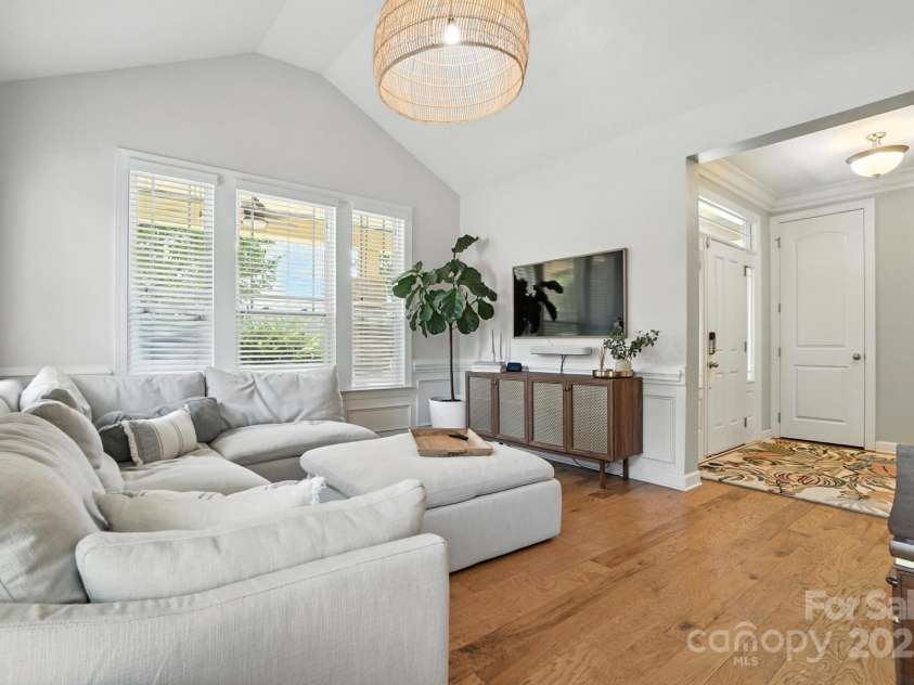 17425 Closest Pin Drive, Huntersville, NC 28078.  MLS# CAR4279964, YatesRealty ID 27849. 