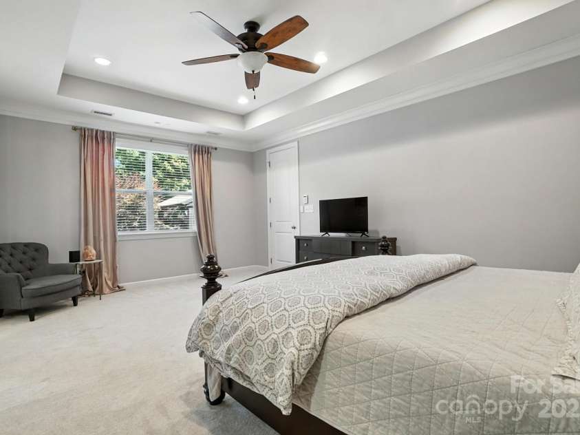 17425 Closest Pin Drive, Huntersville, NC 28078.  MLS# CAR4279964, YatesRealty ID 27849. 