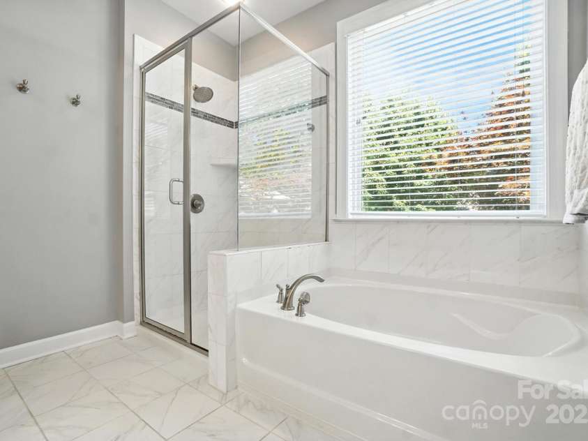 17425 Closest Pin Drive, Huntersville, NC 28078.  MLS# CAR4279964, YatesRealty ID 27849. 
