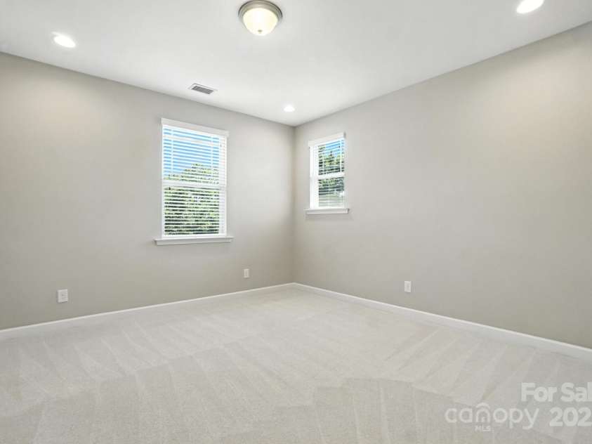 17425 Closest Pin Drive, Huntersville, NC 28078.  MLS# CAR4279964, YatesRealty ID 27849. 