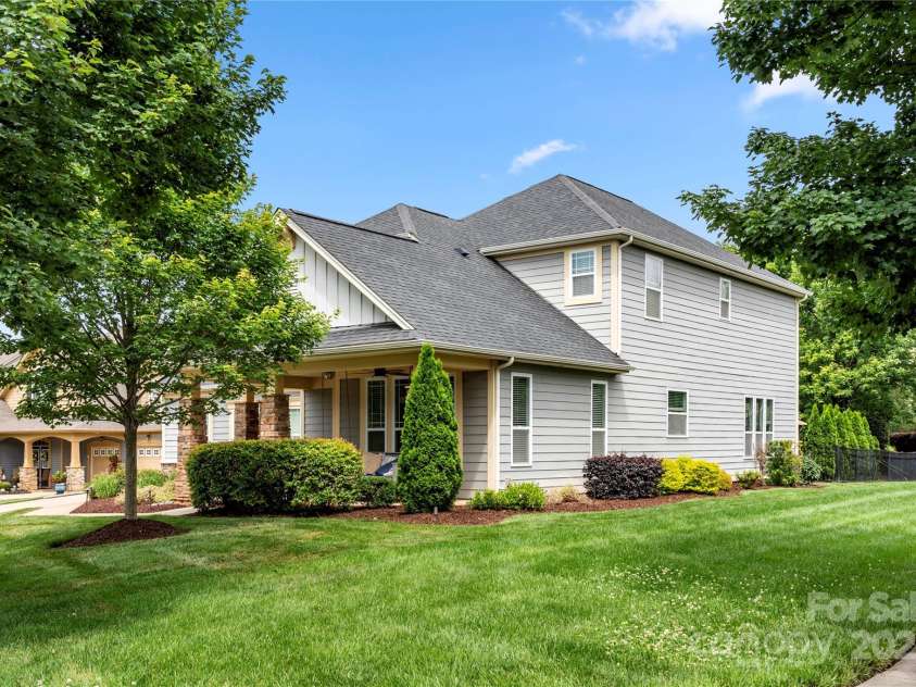 17425 Closest Pin Drive, Huntersville, NC 28078.  MLS# CAR4279964, YatesRealty ID 27849. 