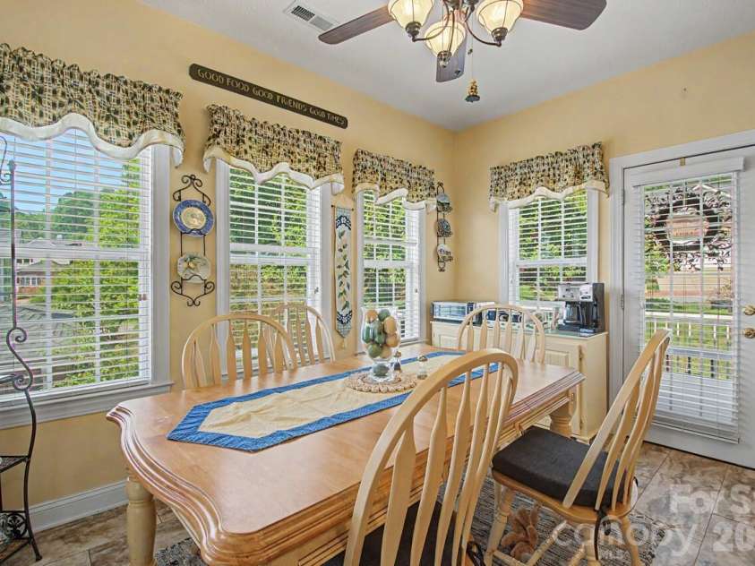 606 Carriage Commons Drive, Hendersonville, NC 28791.  MLS# CAR4386176, YatesRealty ID 27849. 