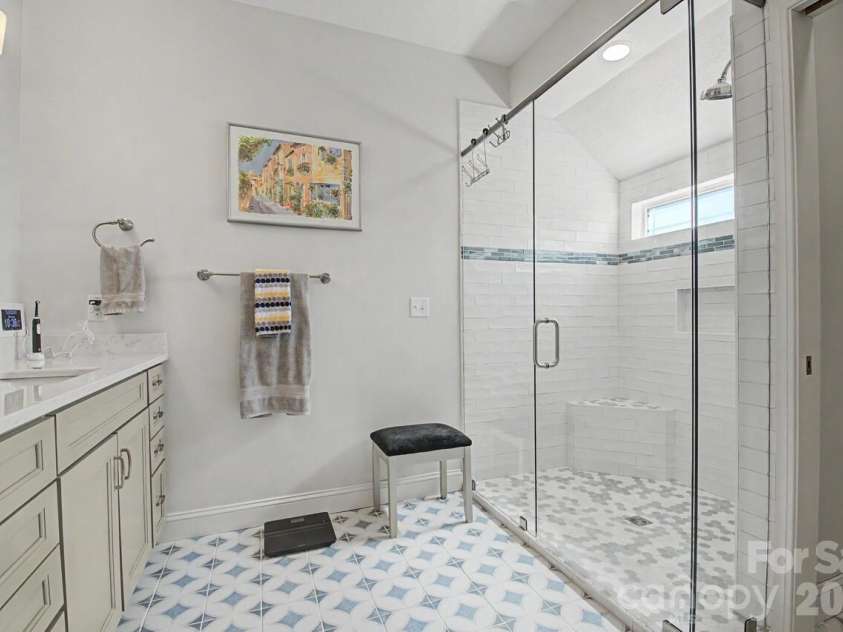 606 Carriage Commons Drive, Hendersonville, NC 28791.  MLS# CAR4386176, YatesRealty ID 27849. 