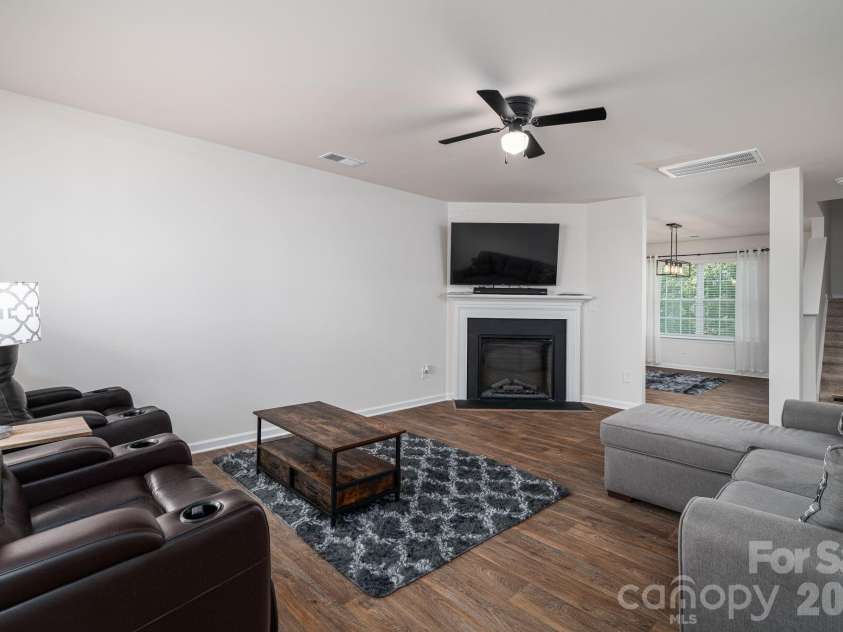 1778 Bright Hope Lane, Dallas, NC 28034.  MLS# CAR4375223, YatesRealty ID 2785. 