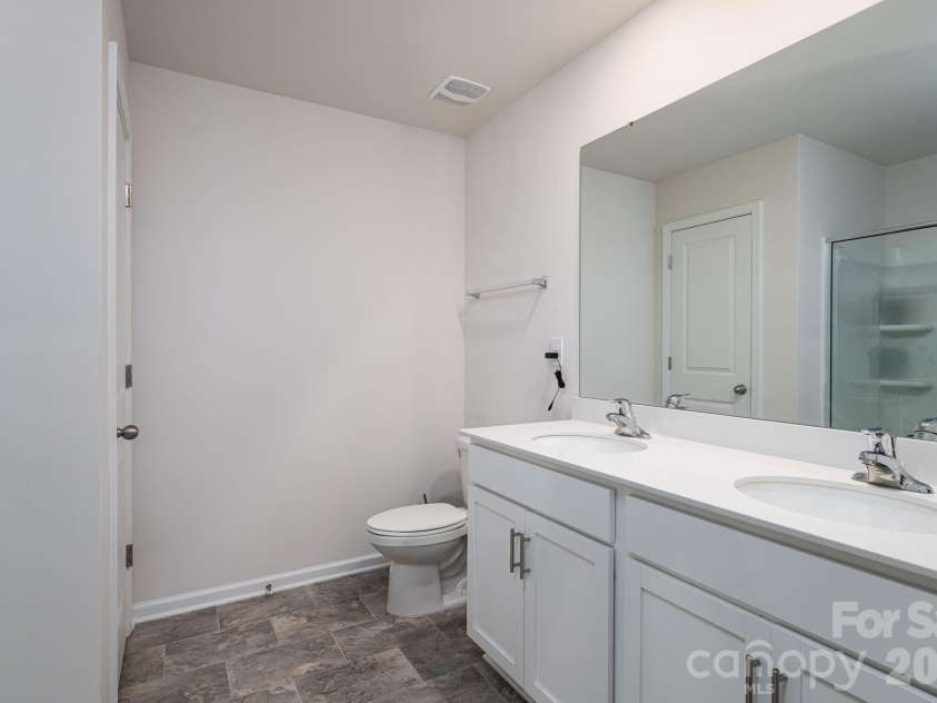 1778 Bright Hope Lane, Dallas, NC 28034.  MLS# CAR4375223, YatesRealty ID 2785. 