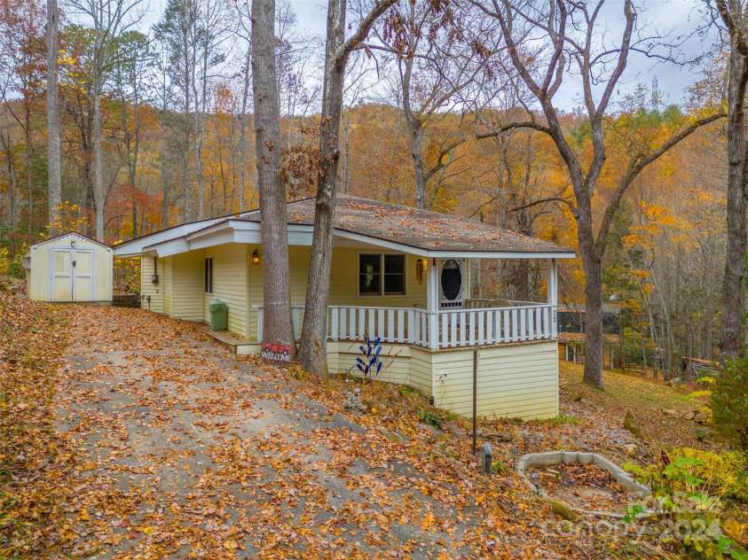72 Sometimes Creek Road, Sylva, NC 28779.  MLS# CAR4200482, YatesRealty ID 2785. 