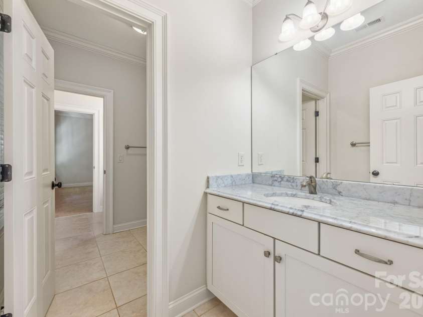 946 Laurel Creek Lane, Charlotte, NC 28211.  MLS# CAR4298519, YatesRealty ID 2785. 2nd Floor left bathroom sink area connected to Jack N Jill shower