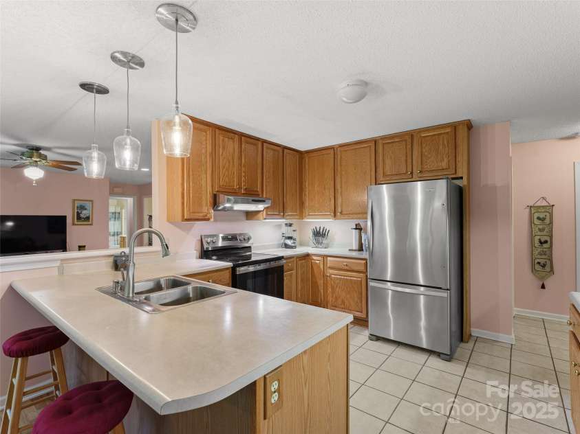 3128 Connestee Trail, Brevard, NC 28712.  MLS# CAR4271941, YatesRealty ID 27850. 