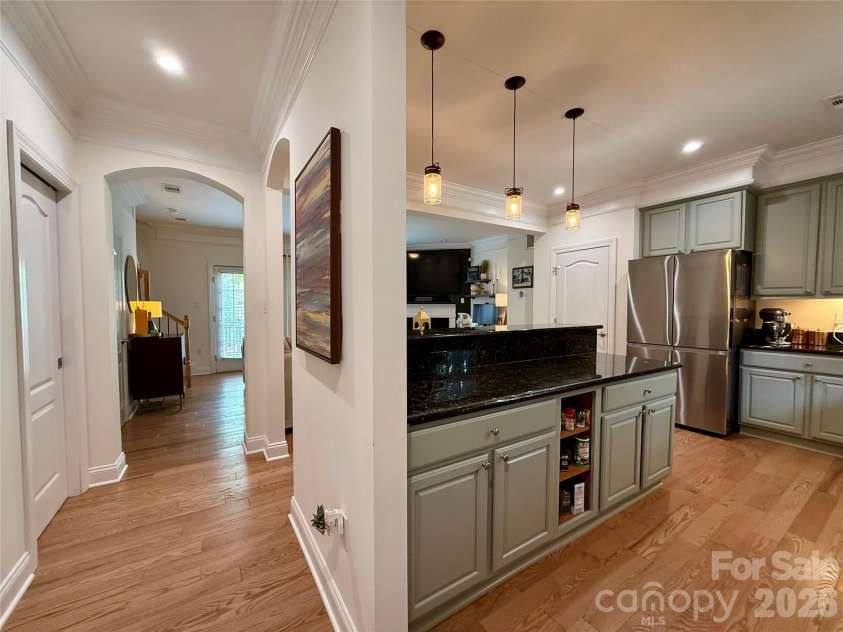 4417 Kathleen Court, Charlotte, NC 28217.  MLS# CAR4389976, YatesRealty ID 27850. 