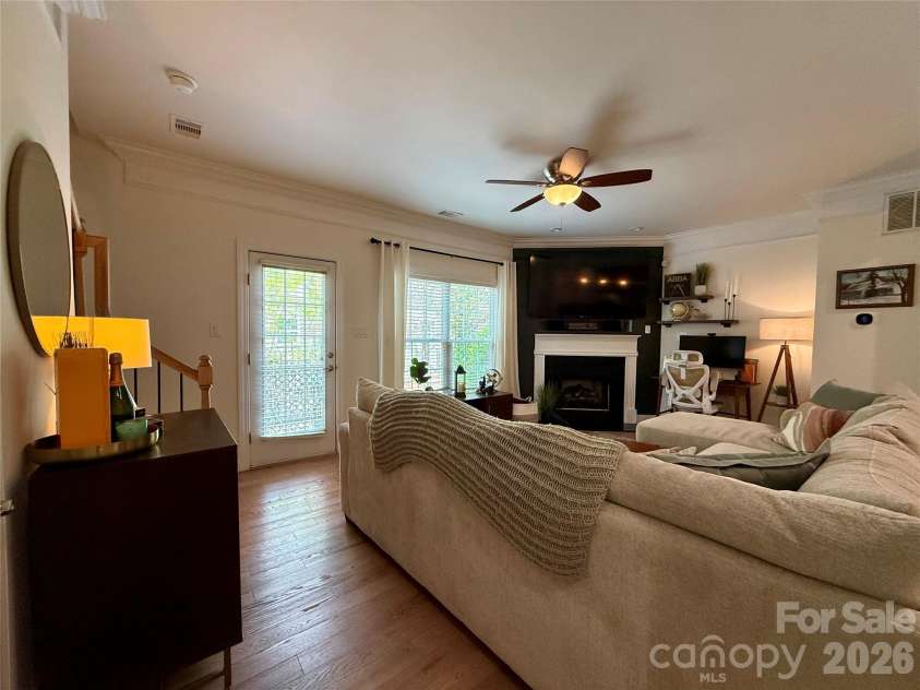 4417 Kathleen Court, Charlotte, NC 28217.  MLS# CAR4389976, YatesRealty ID 27850. 
