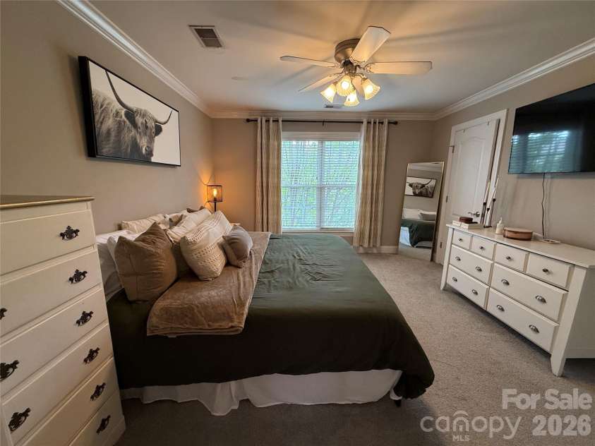 4417 Kathleen Court, Charlotte, NC 28217.  MLS# CAR4389976, YatesRealty ID 27850. 