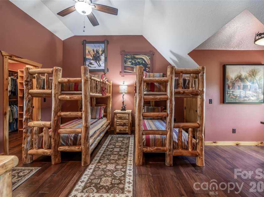 14 Marlin Trail, Waynesville, NC 28785.  MLS# CAR4385965, YatesRealty ID 27852. 