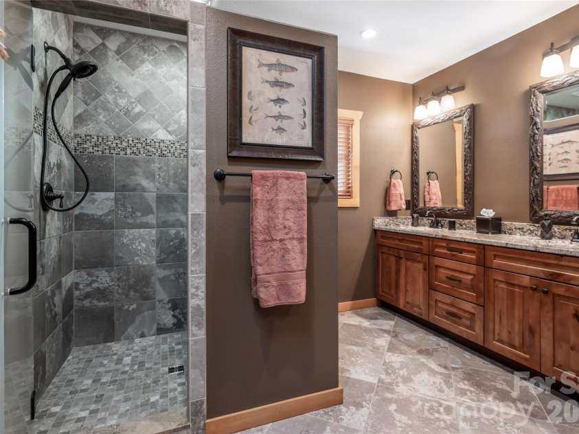 14 Marlin Trail, Waynesville, NC 28785.  MLS# CAR4385965, YatesRealty ID 27852. 