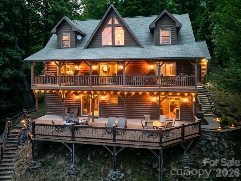 14 Marlin Trail, Waynesville, NC 28785.  MLS# CAR4385965, YatesRealty ID 27852. 