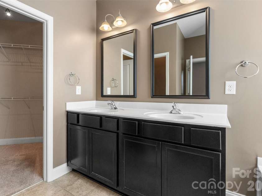 4111 Sunset Ridge, Rock Hill, SC 29732.  MLS# CAR4385227, YatesRealty ID 27853. 