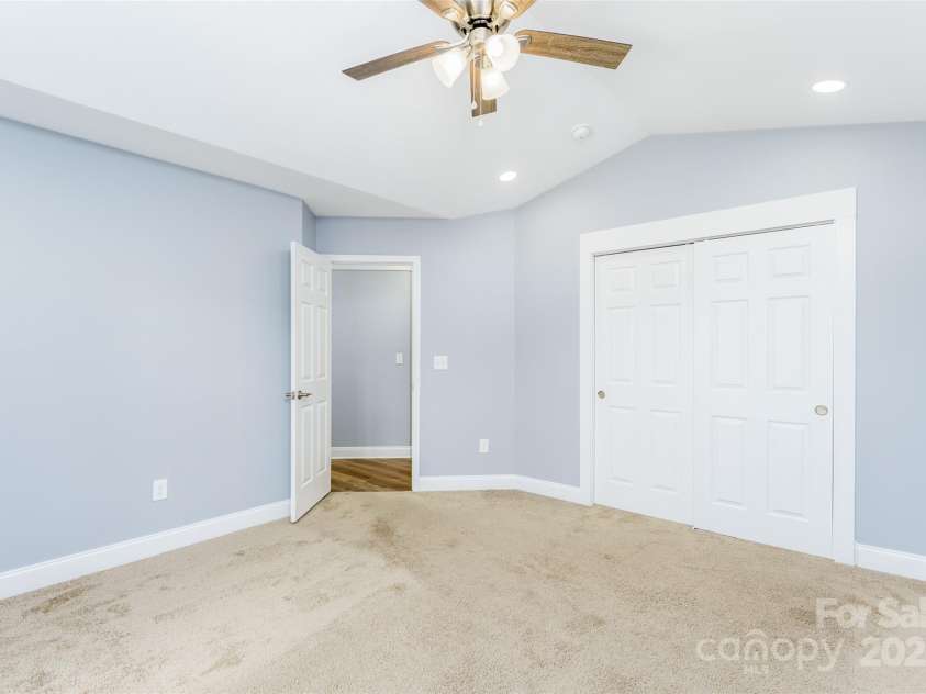 4218 Enoch Drive, Charlotte, NC 28269.  MLS# CAR4281384, YatesRealty ID 27854. 