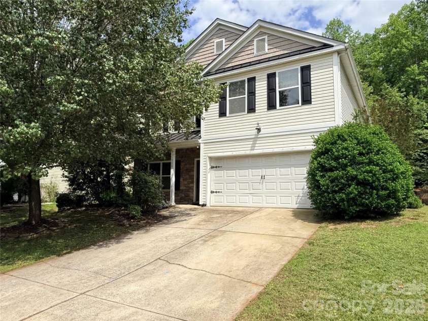 115 Thorsen Drive, Mooresville, NC 28117.  MLS# CAR4389151, YatesRealty ID 27855. 