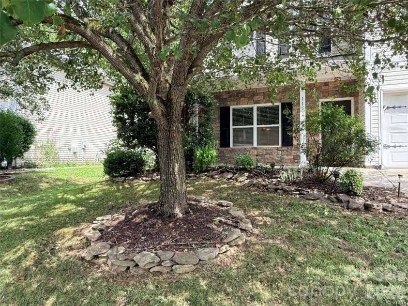 115 Thorsen Drive, Mooresville, NC 28117.  MLS# CAR4389151, YatesRealty ID 27855. 