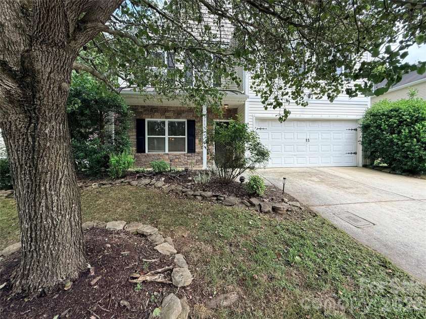 115 Thorsen Drive, Mooresville, NC 28117.  MLS# CAR4389151, YatesRealty ID 27855. 