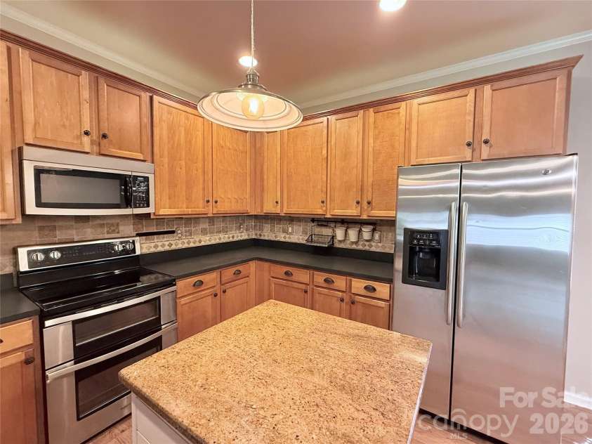 115 Thorsen Drive, Mooresville, NC 28117.  MLS# CAR4389151, YatesRealty ID 27855. 