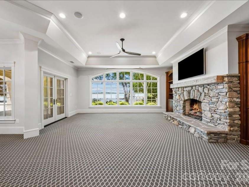 15503 Fishermans Rest Court, Cornelius, NC 28031.  MLS# CAR4368975, YatesRealty ID 27856. 
