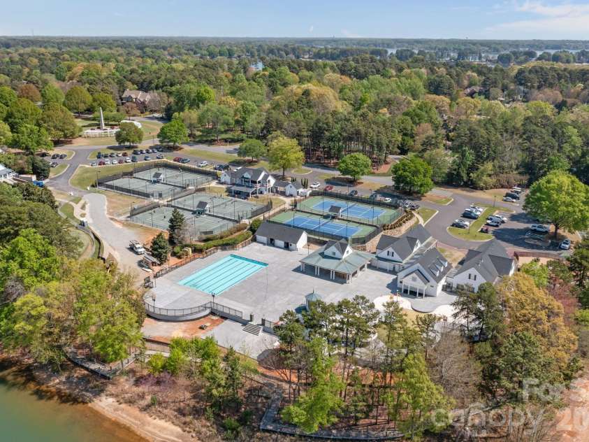 132 Binns Road, Mooresville, NC 28117.  MLS# CAR4379483, YatesRealty ID 27857. 