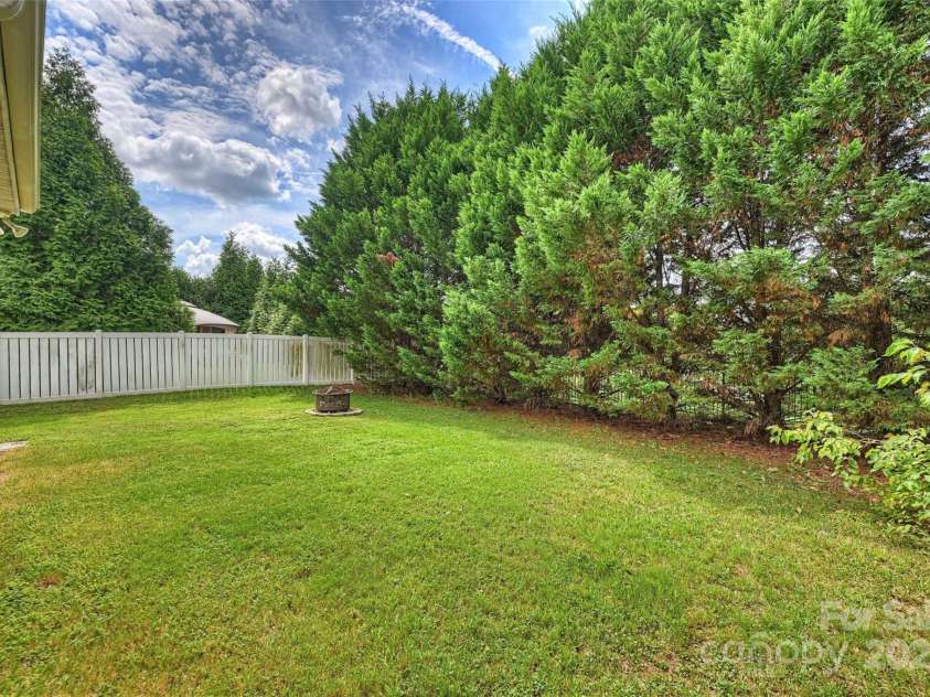 2514 Mountain Laurel Avenue, Concord, NC 28027.  MLS# CAR4284170, YatesRealty ID 27858. 