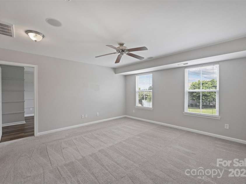 2514 Mountain Laurel Avenue, Concord, NC 28027.  MLS# CAR4284170, YatesRealty ID 27858. Spacious Loft