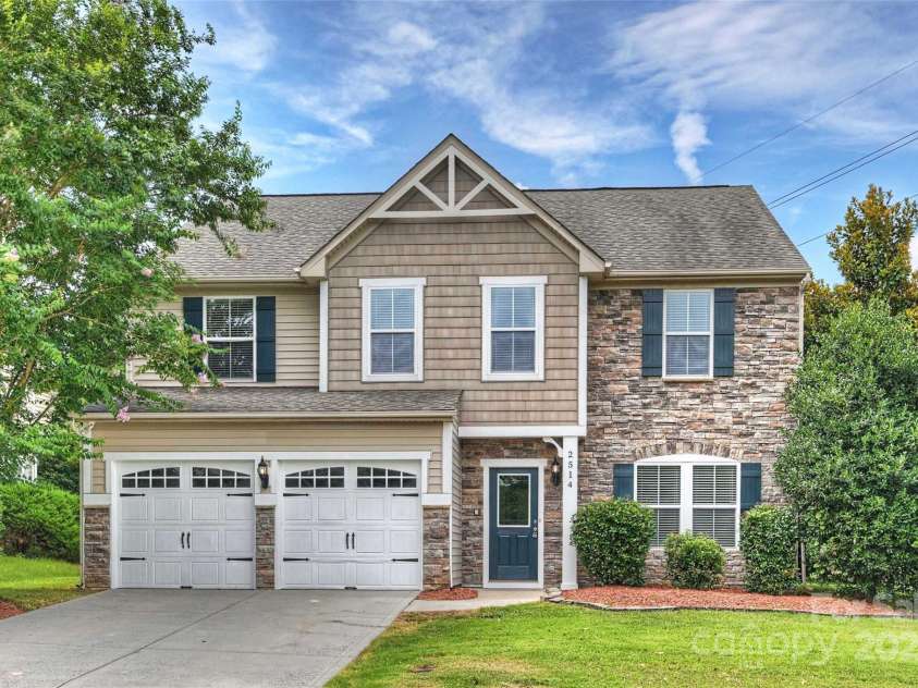 2514 Mountain Laurel Avenue, Concord, NC 28027.  MLS# CAR4284170, YatesRealty ID 27858. Welcome Home