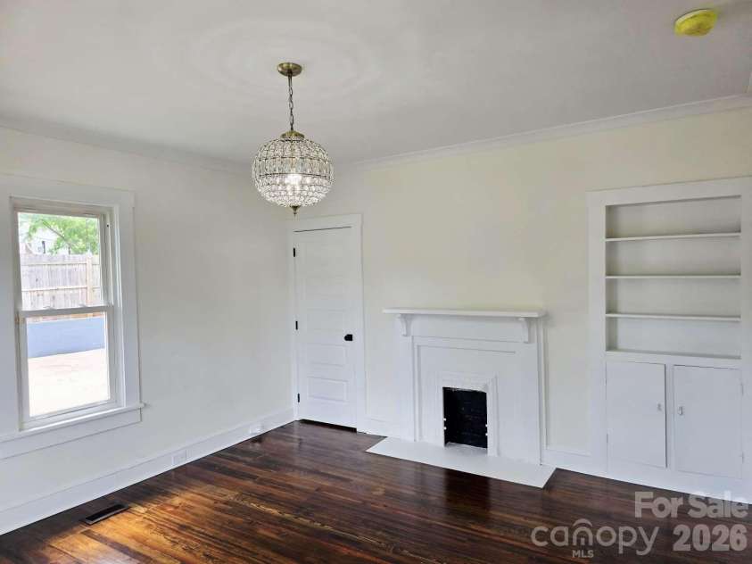428 15th Street, Cramerton, NC 28032.  MLS# CAR4387486, YatesRealty ID 27858. 