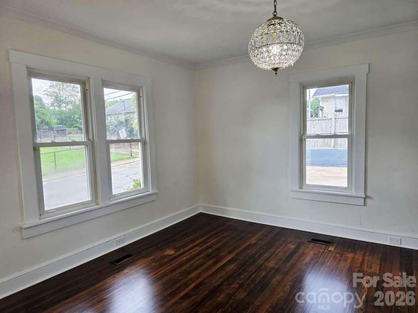 428 15th Street, Cramerton, NC 28032.  MLS# CAR4387486, YatesRealty ID 27858. 