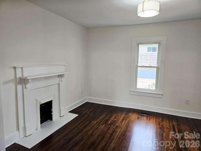 428 15th Street, Cramerton, NC 28032.  MLS# CAR4387486, YatesRealty ID 27858. 