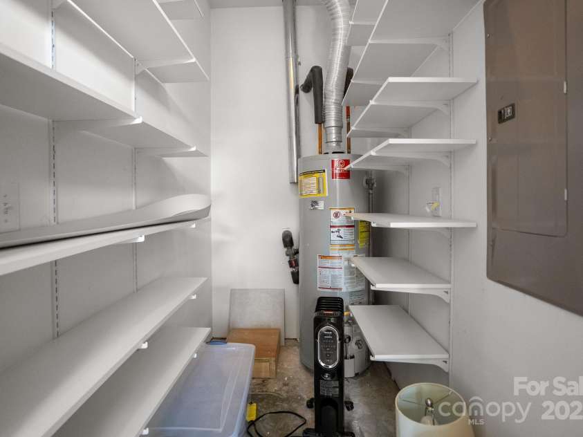 2904 Autumn Harvest Lane, Charlotte, NC 28269.  MLS# CAR4284243, YatesRealty ID 27859. Additional Storage Closet off Sunroom