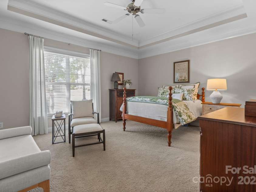 2904 Autumn Harvest Lane, Charlotte, NC 28269.  MLS# CAR4284243, YatesRealty ID 27859. Luxurious Primary Bedroom Retreat