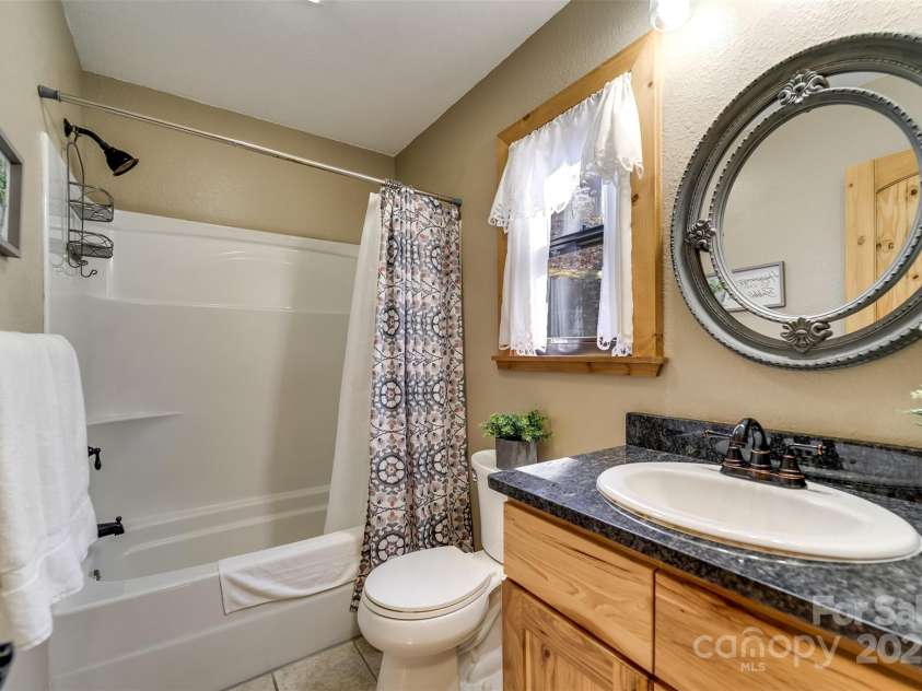 270 Overlook Road, Bryson City, NC 28713.  MLS# CAR4232152, YatesRealty ID 2786. 