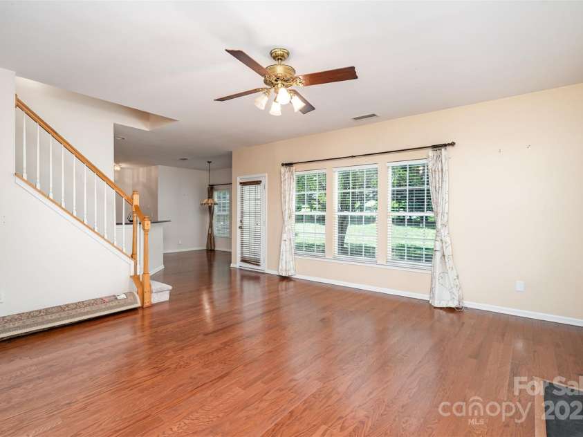 8221 Brookings Drive, Charlotte, NC 28269.  MLS# CAR4257693, YatesRealty ID 27860. 