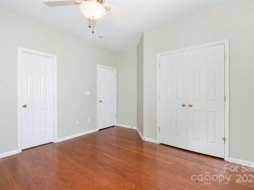 8221 Brookings Drive, Charlotte, NC 28269.  MLS# CAR4257693, YatesRealty ID 27860. 