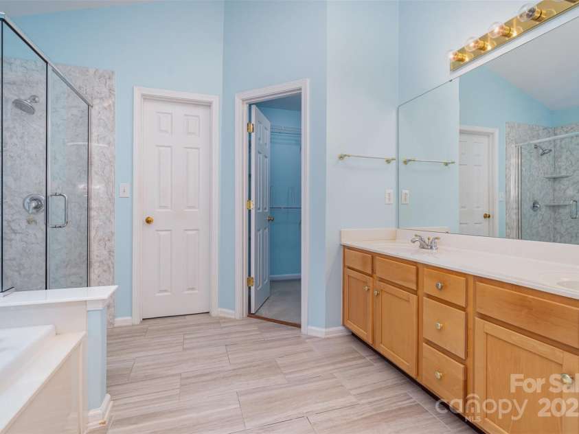 8221 Brookings Drive, Charlotte, NC 28269.  MLS# CAR4257693, YatesRealty ID 27860. 