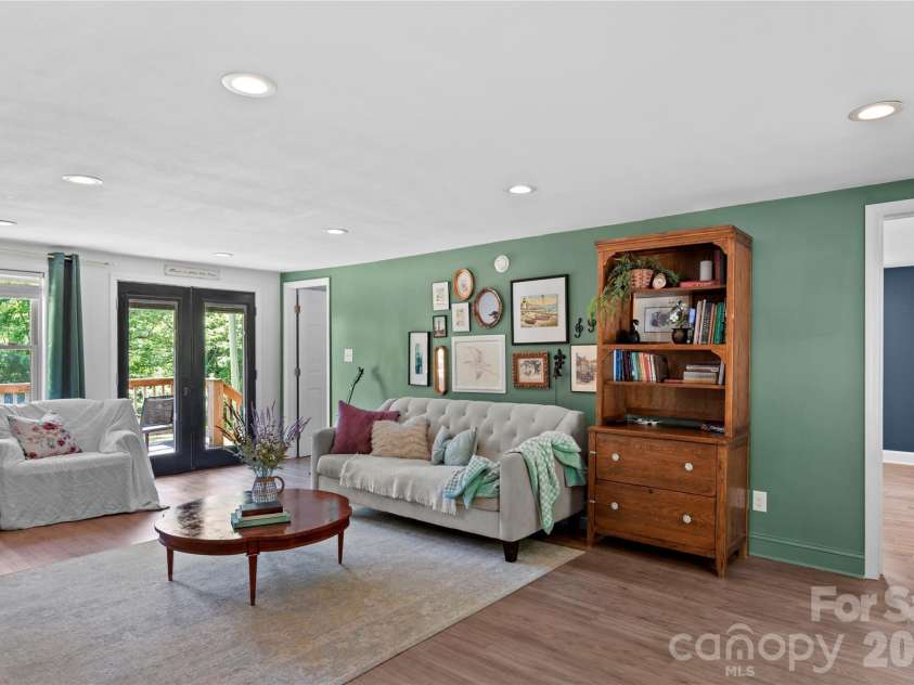142 Pioneer Road, Harmony, NC 28634.  MLS# CAR4384593, YatesRealty ID 27861. 