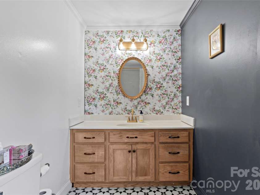 142 Pioneer Road, Harmony, NC 28634.  MLS# CAR4384593, YatesRealty ID 27861. 