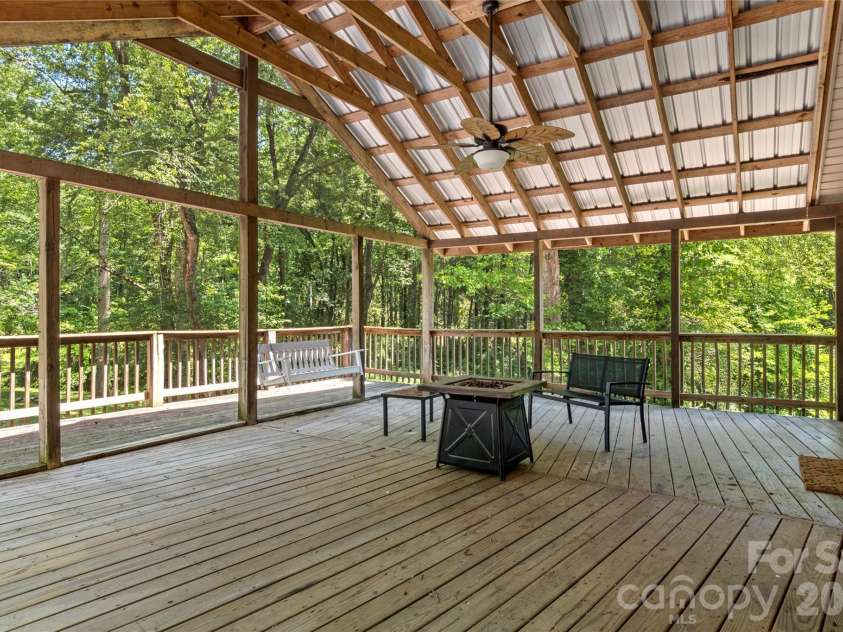 142 Pioneer Road, Harmony, NC 28634.  MLS# CAR4384593, YatesRealty ID 27861. 
