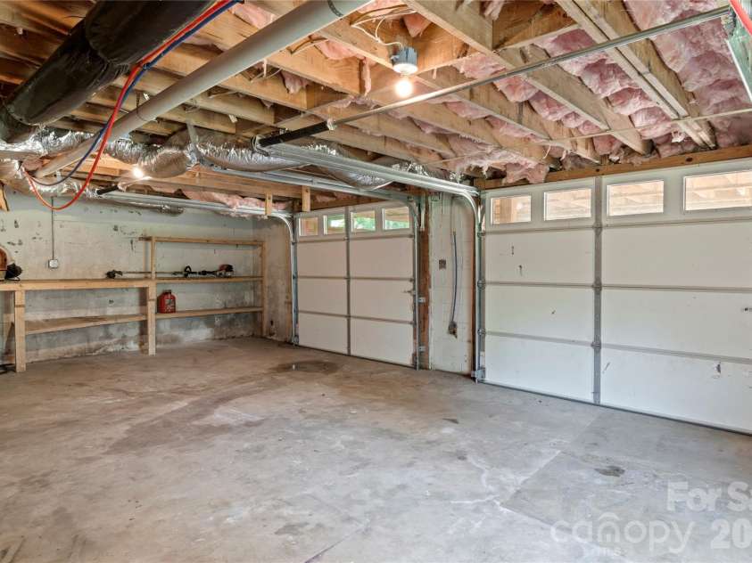 142 Pioneer Road, Harmony, NC 28634.  MLS# CAR4384593, YatesRealty ID 27861. 