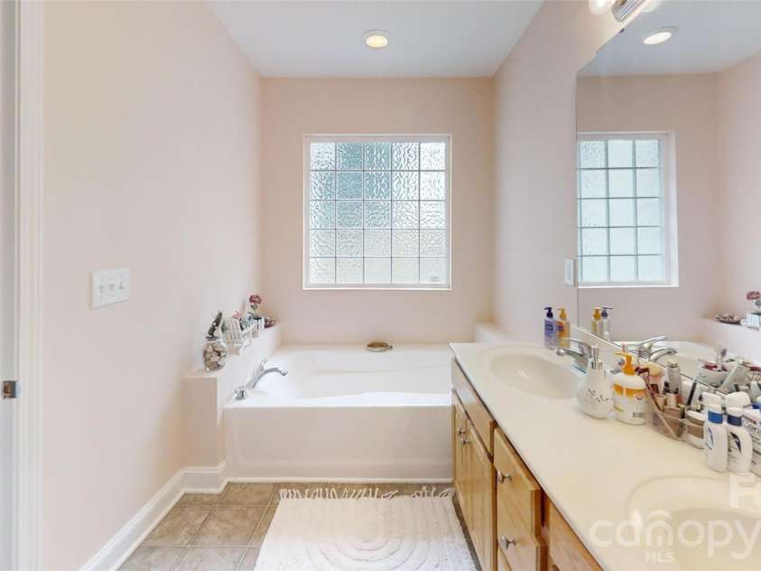 227 Periwinkle Street, Lincolnton, NC 28092.  MLS# CAR4375829, YatesRealty ID 27862. 