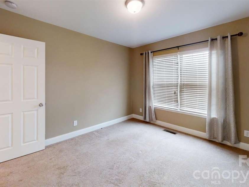 227 Periwinkle Street, Lincolnton, NC 28092.  MLS# CAR4375829, YatesRealty ID 27862. 