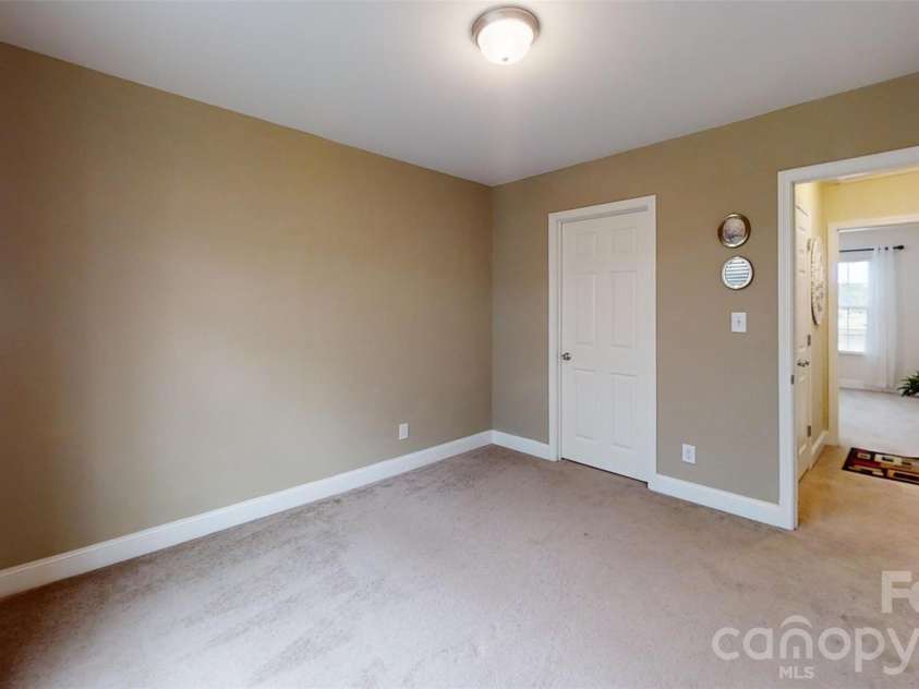 227 Periwinkle Street, Lincolnton, NC 28092.  MLS# CAR4375829, YatesRealty ID 27862. 