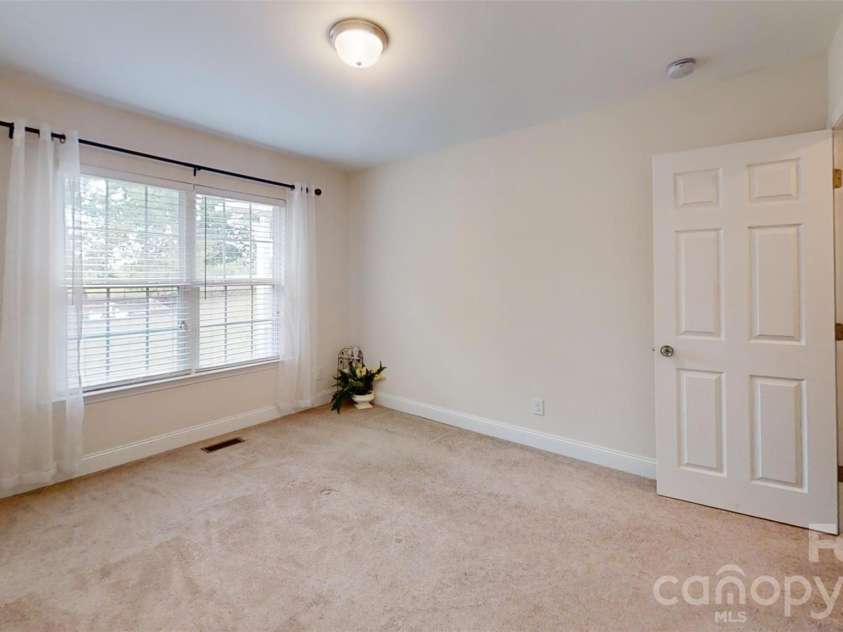 227 Periwinkle Street, Lincolnton, NC 28092.  MLS# CAR4375829, YatesRealty ID 27862. 