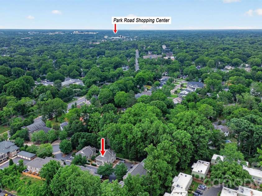 1073 Park West Drive, Charlotte, NC 28209.  MLS# CAR4388315, YatesRealty ID 27863. 
