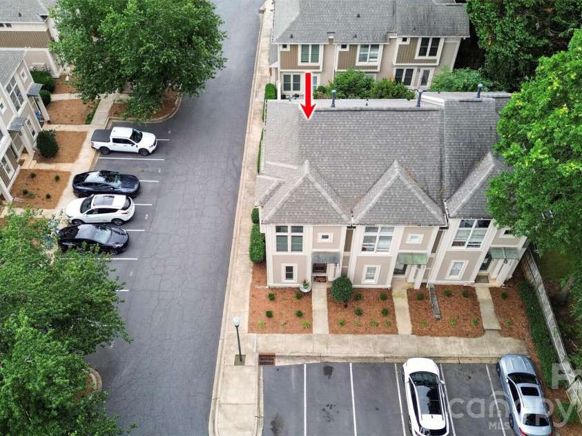 1073 Park West Drive, Charlotte, NC 28209.  MLS# CAR4388315, YatesRealty ID 27863. 